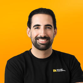 Headshot of Ernesto R. Vecilla